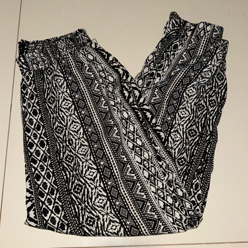 American Eagle Patterned Elastic Pants